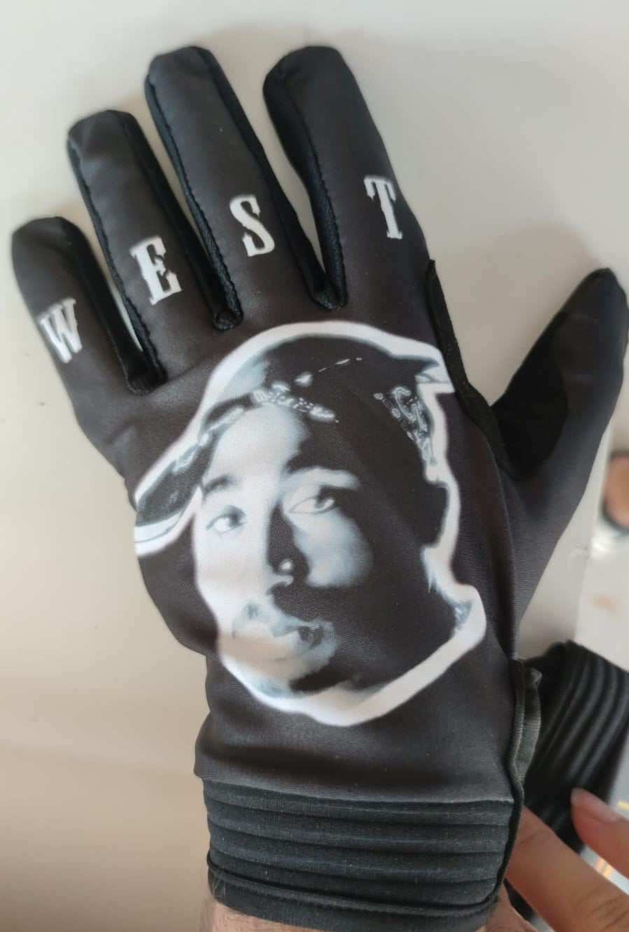 AMBITIONZ AZ A RIDAH Guantes Tupac - Notorius Big