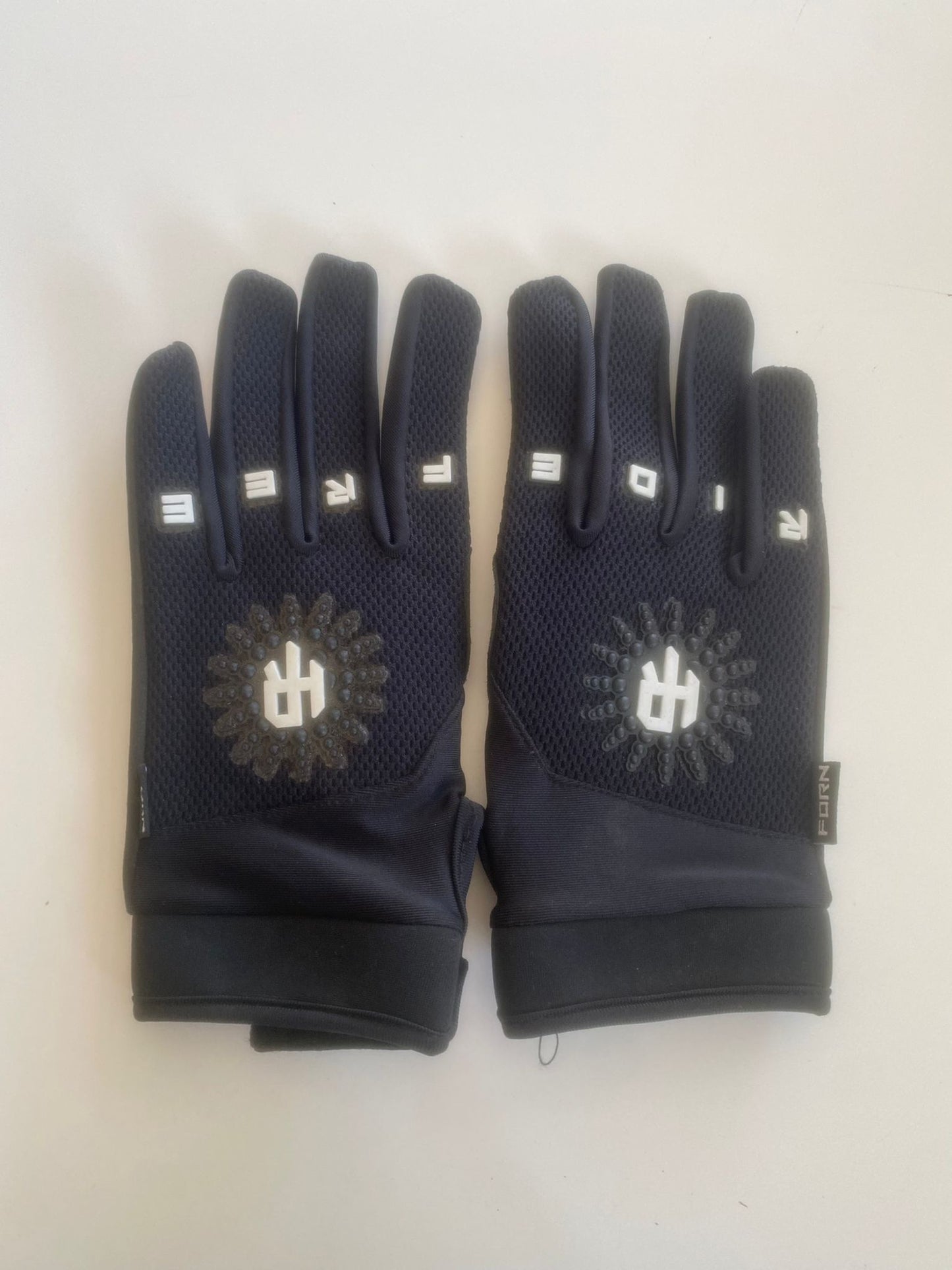 GUANTES BIENVENIDO AGUADO - BIENVENIDO AGUADO GLOVES