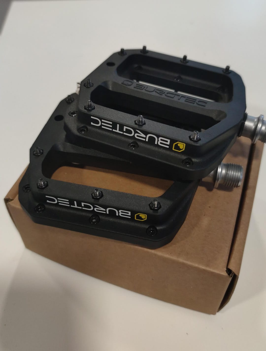 Pedales Burteg MK4 Compositite Flats